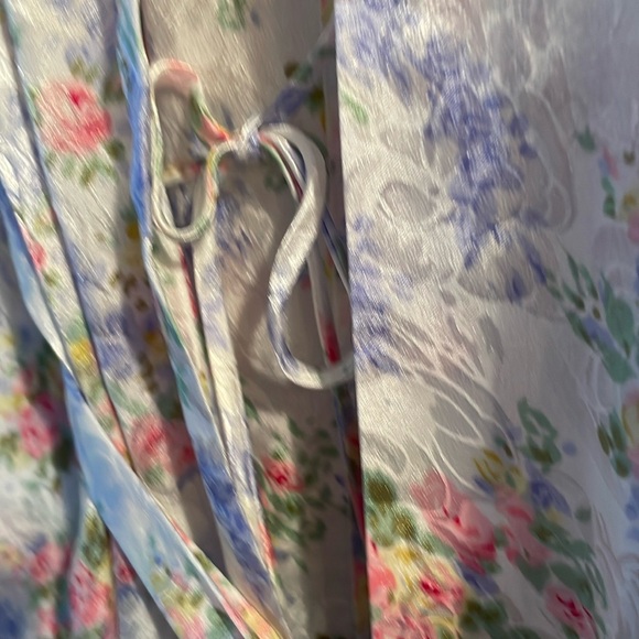 Floral Kimono Robe size L - Picture 5 of 5